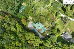 2209 Sugar Mountain 2 Rd, Newland, NC 28657 - Photo 39