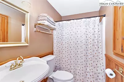 2209/2211 Sugar Mountain 2 Road, Newland, NC 28657 - Photo 17