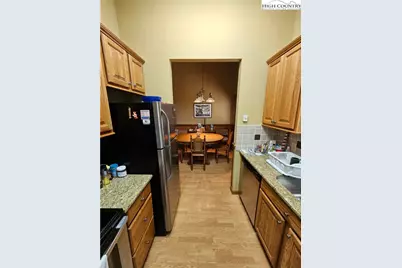 109 Foxgrape Hollow, Beech Mountain, NC 28604 - Photo 9