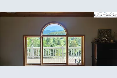 832 Hemlock Drive, Newland, NC 28657 - Photo 5