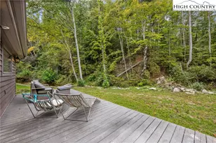 812 Jake's Mountain Rd, Deep Gap, NC 28618 - Photo 9