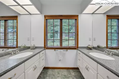 491 Mountain Aire Lane, West Jefferson, NC 28694 - Photo 17