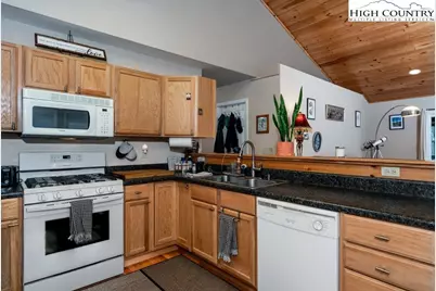 3564 Hickory Nut Gap Road, Newland, NC 28657 - Photo 11