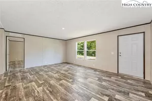 324 Center Ln, Thurmond, NC 28683 - Photo 17