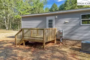 324 Center Ln, Thurmond, NC 28683 - Photo 9