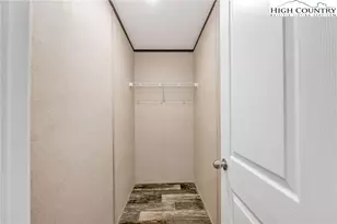 324 Center Ln, Thurmond, NC 28683 - Photo 45