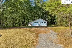 324 Center Ln, Thurmond, NC 28683 - Photo 49