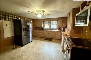 1068 Laurel Branch Rd, Vilas, NC 28692 - Photo 5