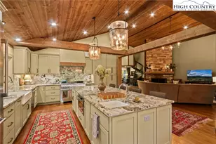 198 Little Harbour, Vilas, NC 28692 - Photo 15