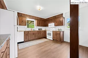 1044 US Hwy 321, Sugar Grove, NC 28679 - Photo 19