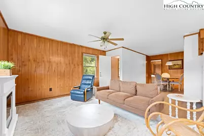 1044 US Hwy 321, Sugar Grove, NC 28679 - Photo 31