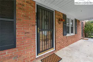 1044 US Hwy 321, Sugar Grove, NC 28679 - Photo 13