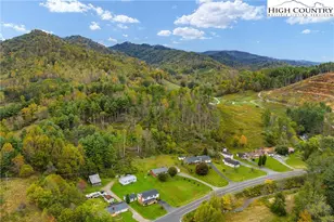 1044 US Hwy 321, Sugar Grove, NC 28679 - Photo 9