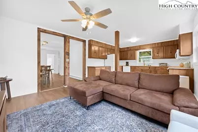 1044 US Hwy 321, Sugar Grove, NC 28679 - Photo 17