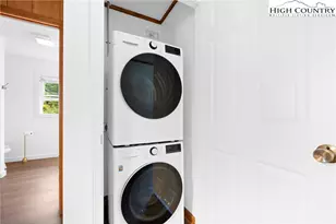 1044 US Hwy 321, Sugar Grove, NC 28679 - Photo 45