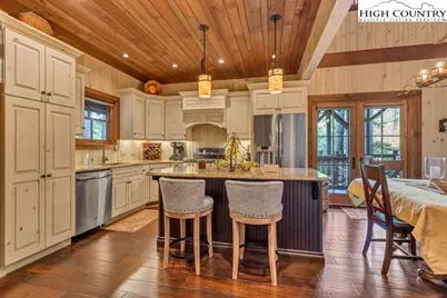 225 Hope Town Road, Vilas, NC 28692 - Photo 7