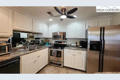 303 Sugar Top Drive #2018, Sugar Mountain, NC 28604 - Photo 13