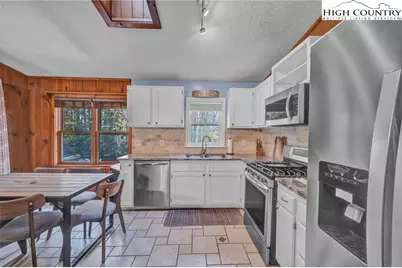 529 Laurel Ridge Road, Banner Elk, NC 28604 - Photo 5