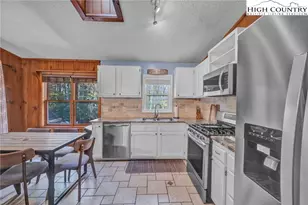 529 Laurel Ridge Rd, Banner Elk, NC 28604 - Photo 5