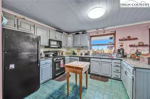 540 Mountain Farm Rd, Boone, NC 28607 - Photo 23