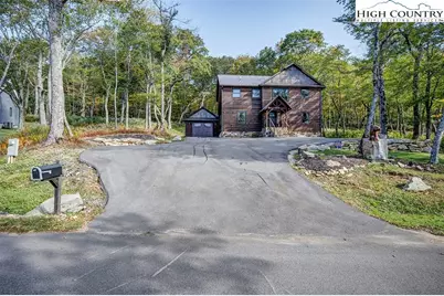 428 Cloud Springs Drive, Sugar Mountain, NC 28604 - Photo 43