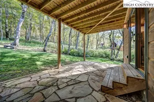 428 Cloud Springs Dr, Sugar Mountain, NC 28604 - Photo 41