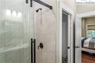 90 Clinchfield Gap Rd, Marion, NC 28752 - Photo 17