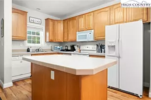 3441 Beech Mountain Pkwy, Beech Mountain, NC 28604 - Photo 5