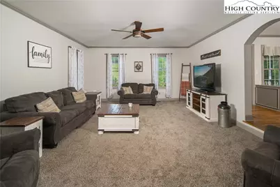 1527 Mabel School Road, Zionville, NC 28698 - Photo 15