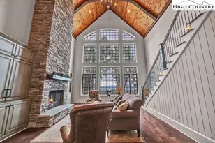 906 Fox Meadow Rd, Banner Elk, NC 28604 - Photo 3