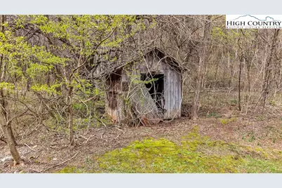 153 Pineway Lane, Thurmond, NC 28683 - Photo 9