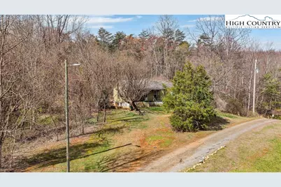 153 Pineway Lane, Thurmond, NC 28683 - Photo 5