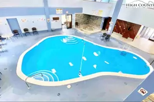 301 Pinnacle Inn Rd, Beech Mountain, NC 28604 - Photo 33