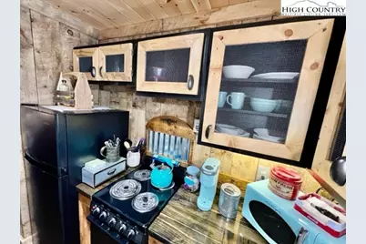 301 Pinnacle Inn Road #1304, Beech Mountain, NC 28604 - Photo 15