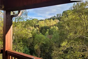 120 New Ridge Ln, Piney Creek, NC 28663 - Photo 7