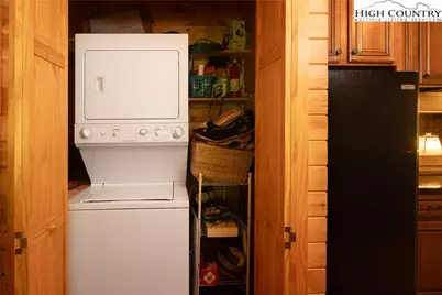 901 Mile High Lake Road, West Jefferson, NC 28694 - Photo 7