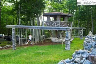 7 Eagle Vlg Cir, Banner Elk, NC 28604 - Photo 41