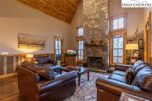 7 Eagle Vlg Cir, Banner Elk, NC 28604 - Photo 27