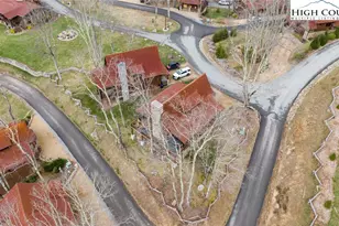 7 Eagle Vlg Cir, Banner Elk, NC 28604 - Photo 31