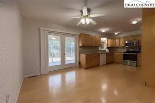 11325 Glade Valley Rd, Ennice, NC 28623 - Photo 11