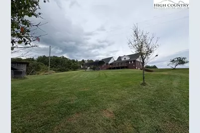 11325 Glade Valley Road, Ennice, NC 28623 - Photo 13