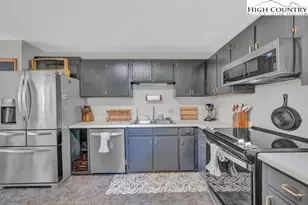 429 Adams Apple, Banner Elk, NC 28604 - Photo 25