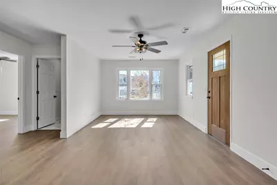 309 W Evergreen Street, West Jefferson, NC 28694 - Photo 9