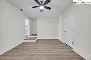 309 W Evergreen St, West Jefferson, NC 28694 - Photo 29