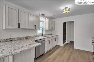 309 W Evergreen St, West Jefferson, NC 28694 - Photo 3