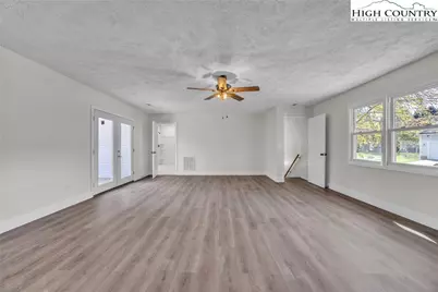 309 W Evergreen Street, West Jefferson, NC 28694 - Photo 23