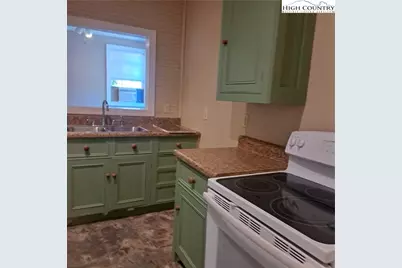 460 Little Elk Road, Elk Park, NC 28622 - Photo 21