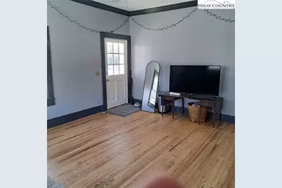 460 Little Elk Road, Elk Park, NC 28622 - Photo 7