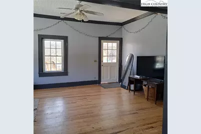 460 Little Elk Road, Elk Park, NC 28622 - Photo 7