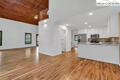 230 Woodbriar Drive, Sugar Grove, NC 28679 - Photo 11